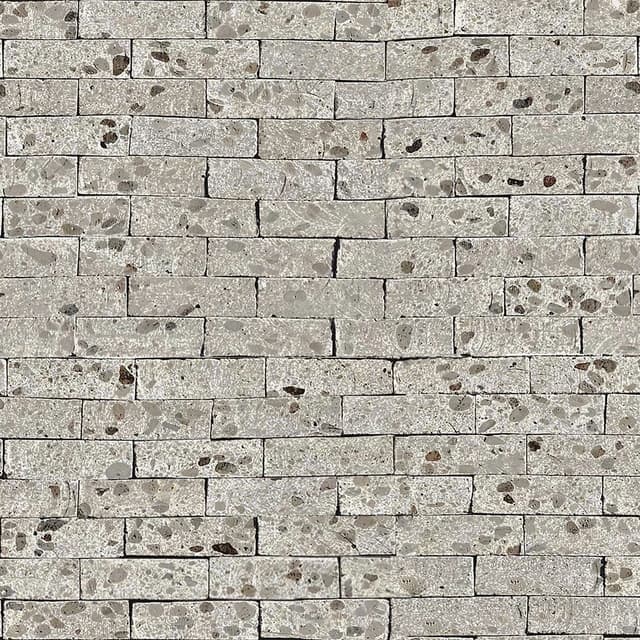 Photo by /assets/images/products/pebble-silver-2.jpg